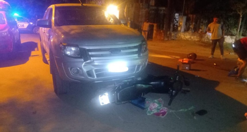 Mujer con fuertes lesiones en un accidente de trÃÂ nsito