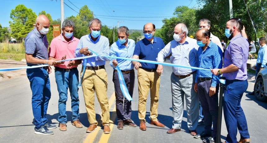 El gobernador Schiaretti inauguró asfalto en Nono