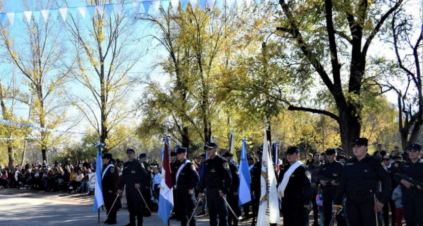 EL CLÁSICO ACTO Y DESFILE BROCHERIANO