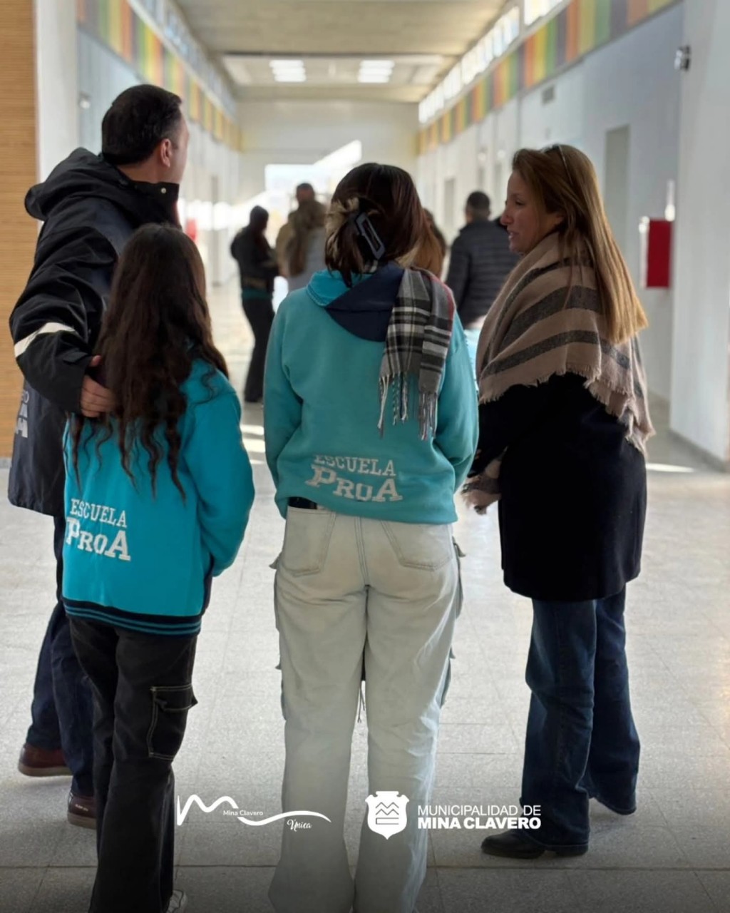 LLEGÓ EL GRAN DIA: LAS AUTORIDADES EDUCATIVAS RECIBIERON EL EDIFICIO DEL PROA