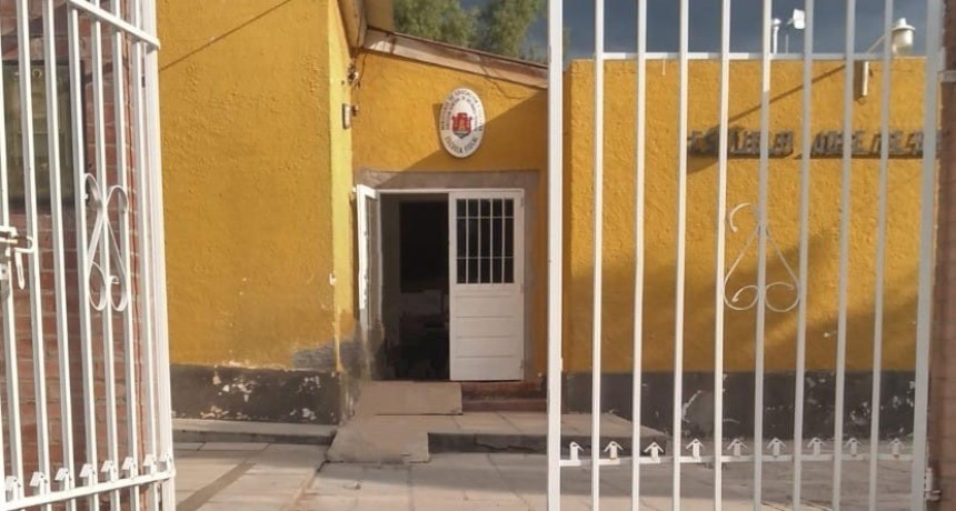 LA ESCUELA YA TIENE GAS NATURAL