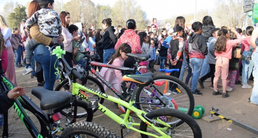 FIESTA PARA LOS NIÑOS BROCHERIANOS