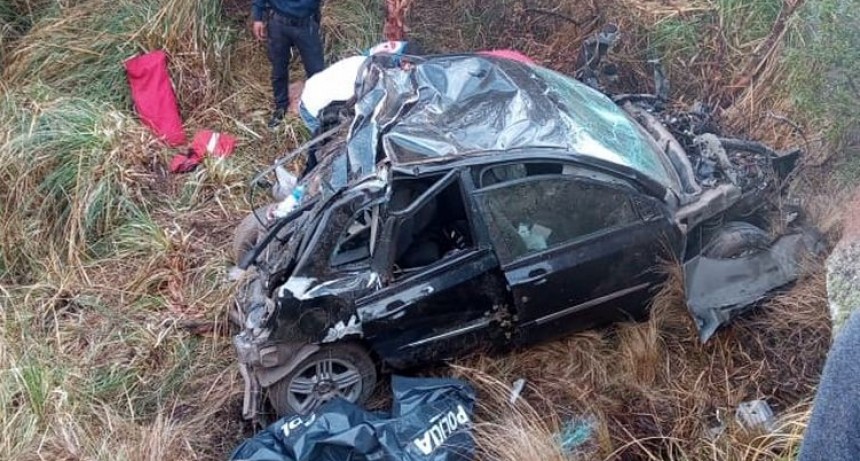 Dos muertos en un accidente en El Cóndor