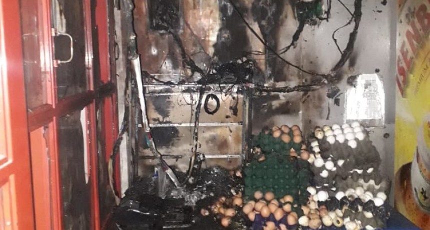 Incendio en un local comercial