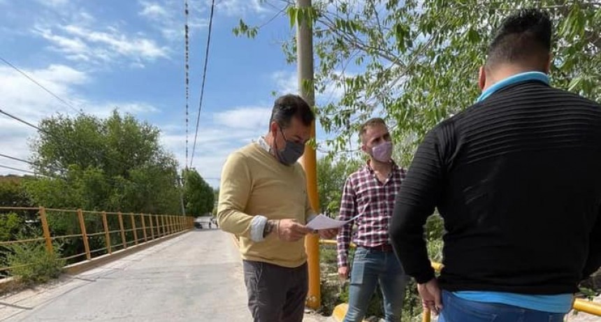 Comienzan a asfaltar la Costanera de Cura Brochero