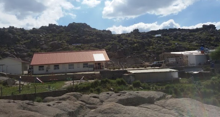 VISITA SANITARIA EN ESCUELA CEFERINO NAMUNCURÁ