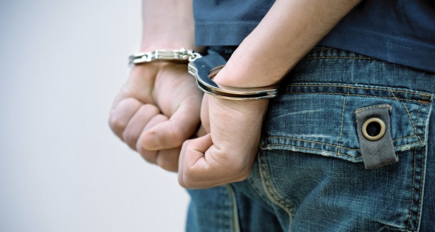 Detenido por violencia intrafamiliar