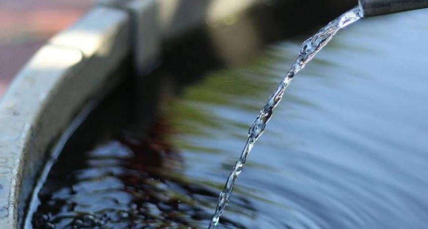 EXTRACCIÓN DE AGUA EN CAÑADA LARGA